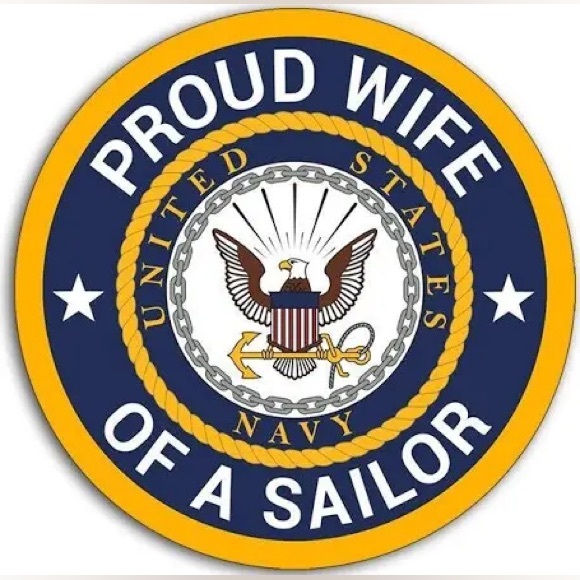 PRICE DROP ⬇️ PREOWNED AUTHENTIC LUXURY 🔱 - Picture 3 of 11